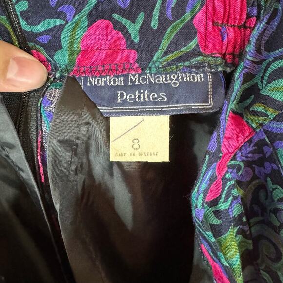 Vintage Norton McNaughton Floral Print Pleated Skirt Size 8P - Picture 8 of 8